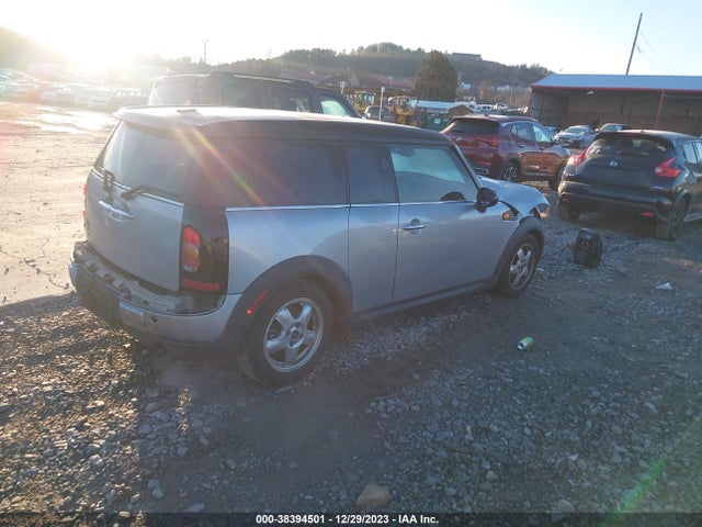 2009 MINI COOPER CLUBMAN WMWML33569TN69266 Photo 3