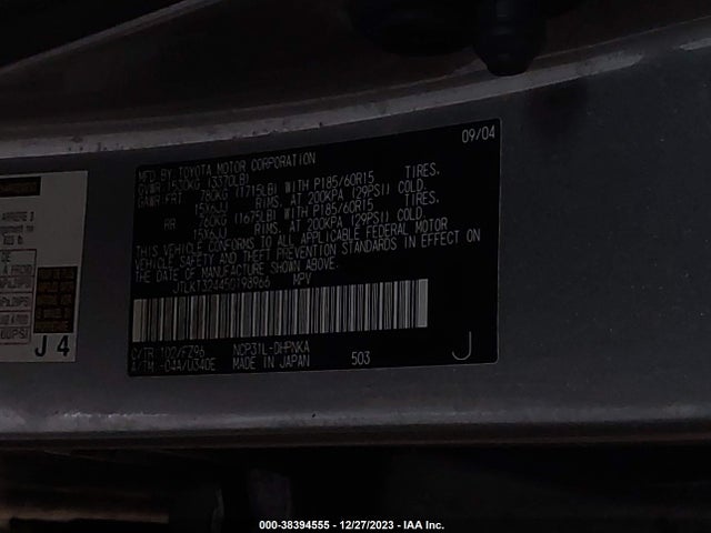 2005 SCION XB VIN: JTLKT324450198966