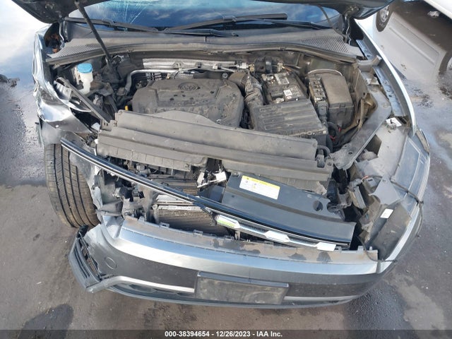 3VV1B7AX7LM158308 Volkswagen Tiguan 2.0t S