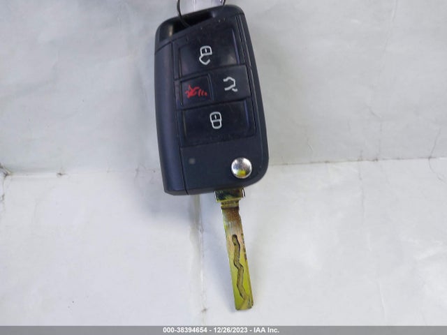 3VV1B7AX7LM158308 Volkswagen Tiguan 2.0t S