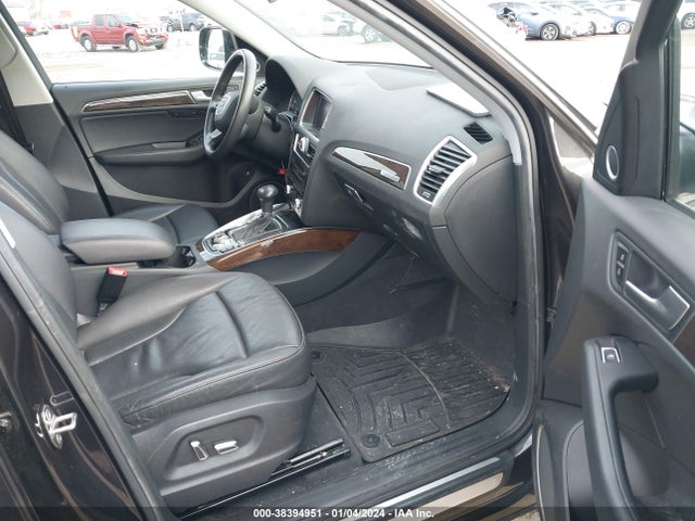 WA1LFAFP0EA017351 Audi Q5 2.0t Premium