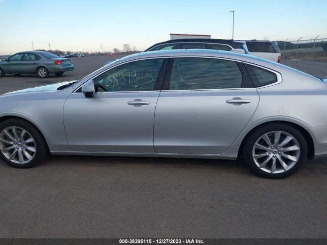LVY992MKXJP020410 Volvo S90 T6 Momentum
