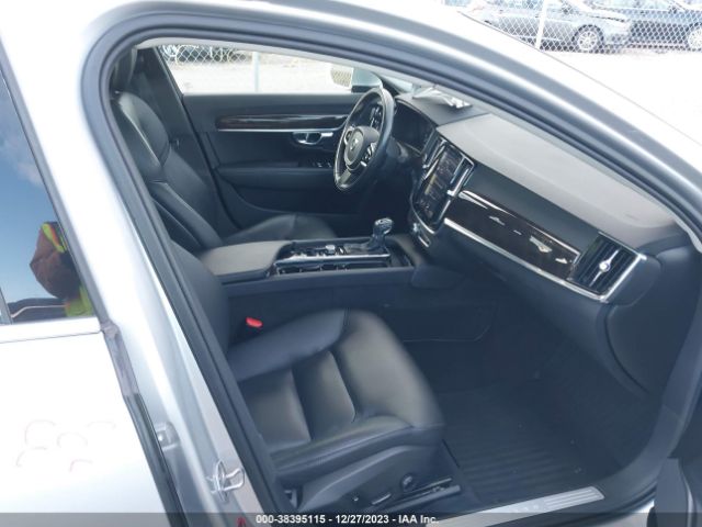 LVY992MKXJP020410 Volvo S90 T6 Momentum