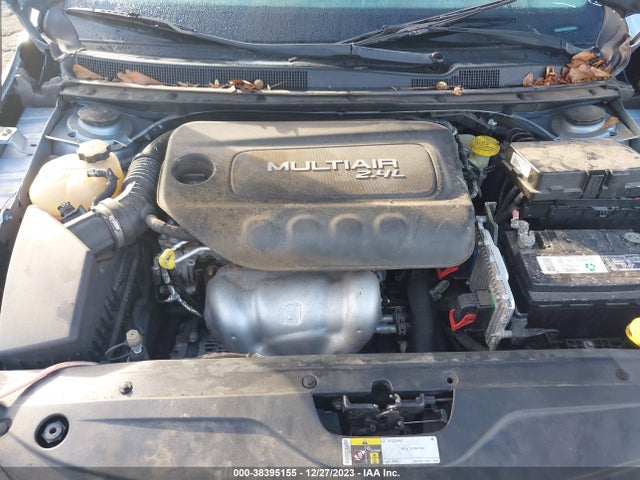 Chrysler 200 Limited 2015 1C3CCCABXFN712814 Image 10