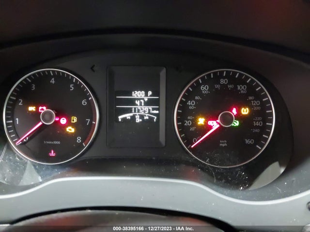 2014 VOLKSWAGEN JETTA 1.8T SE VIN: 3VWD07AJ8EM444486
