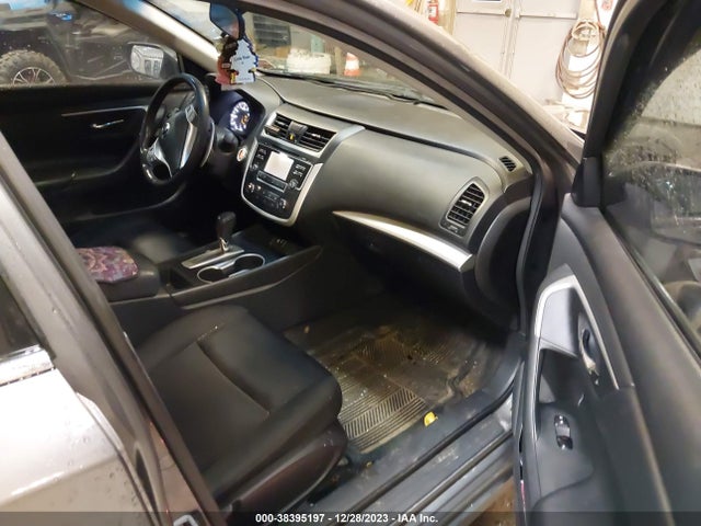 2016 NISSAN ALTIMA 2.5 SR VIN: 1N4AL3AP1GC185070