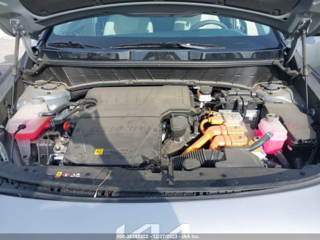 KNDCR3LE5P5049087 KIA Niro Ex Touring