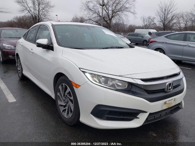Honda CIVIC EX 2018 19XFC2F76JE006380 zdjęcie główne