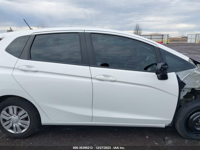 2015 HONDA FIT LX VIN: 3HGGK5H54FM724903