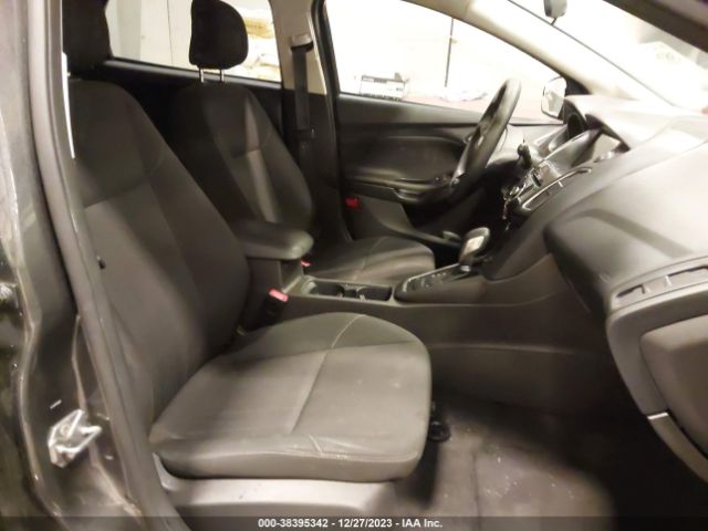 1FADP3M27JL241134 Ford FOCUS SEL
