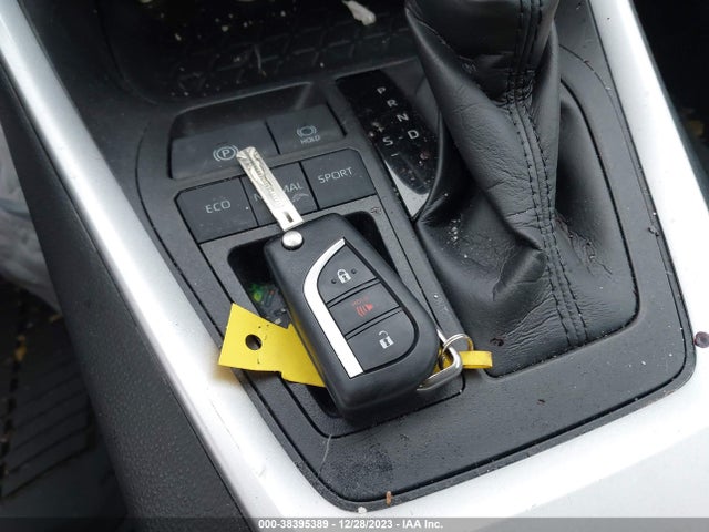 Toyota RAV4 LE 2020 2T3H1RFV0LC062412 Image 11