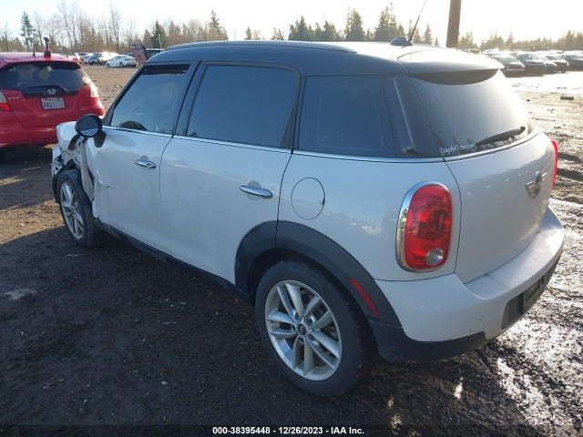 2013 MINI COUNTRYMAN WMWZB3C51DWM08310 Photo 2