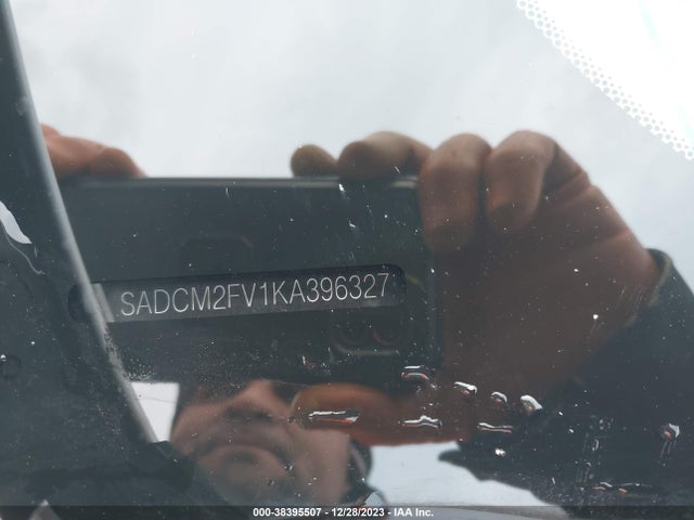 2019 JAGUAR F-PACE SADCM2FV1KA396327 Photo 8