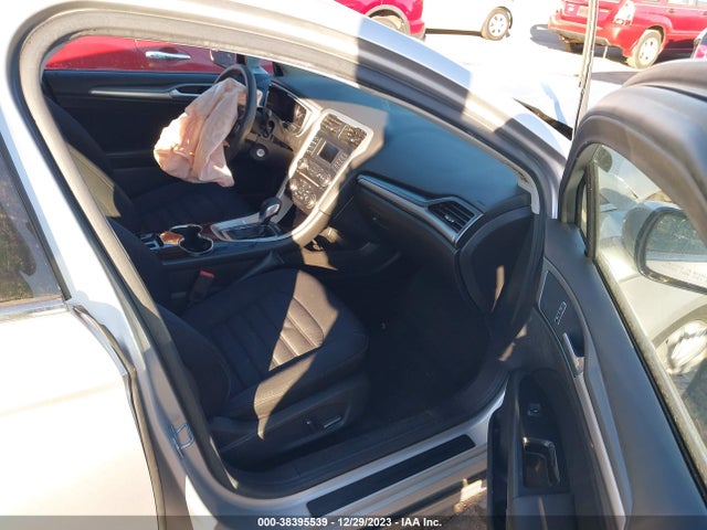 2015 FORD FUSION HYBRID SE VIN: 3FA6P0LU7FR116377