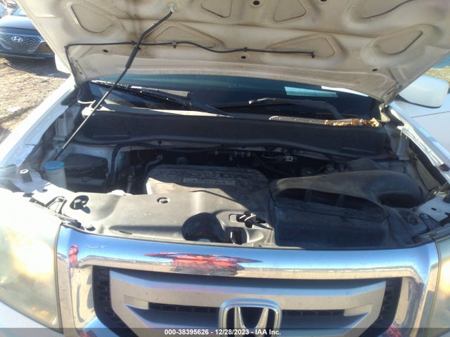 2010 HONDA PILOT EX-L VIN: 5FNYF3H50AB008136