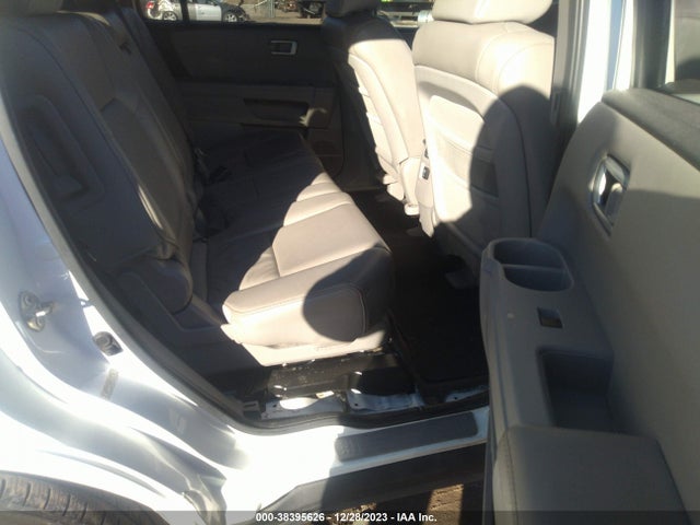 2010 HONDA PILOT EX-L VIN: 5FNYF3H50AB008136