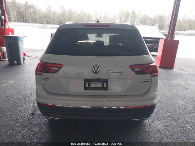 2018 VOLKSWAGEN TIGUAN 2.0T SEL PREMIUM VIN: 3VV4B7AX9JM004239