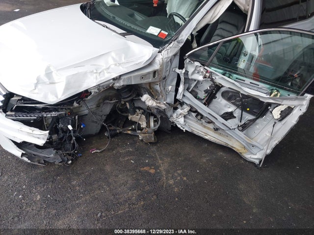 2018 VOLKSWAGEN TIGUAN 2.0T SEL PREMIUM VIN: 3VV4B7AX9JM004239