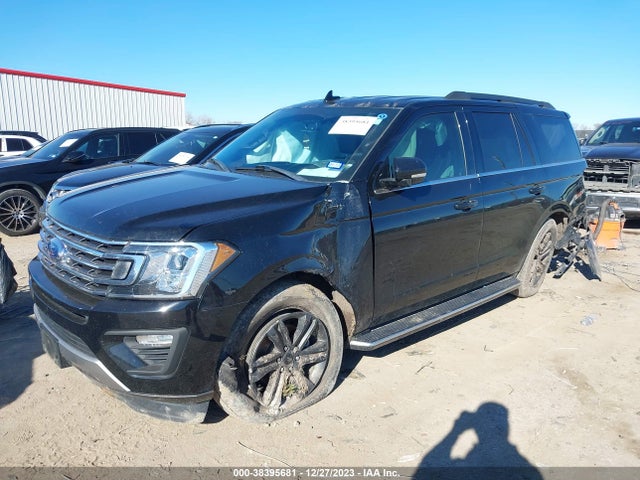 Ford Expedition Xlt 2018 1FMJU1HT5JEA13162 Image 2