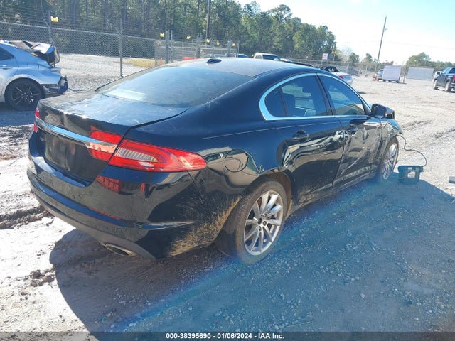 2012 JAGUAR XF SAJWA0FB5CLS36759 Photo 3