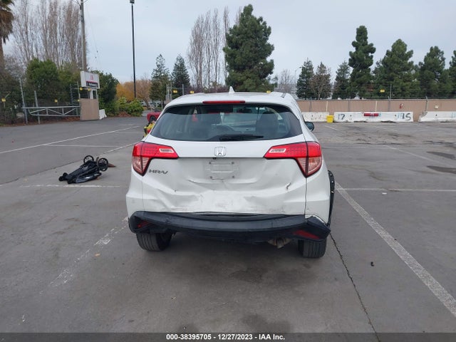 Honda HR-V LX 2018 3CZRU5H32JM717967 Image 16
