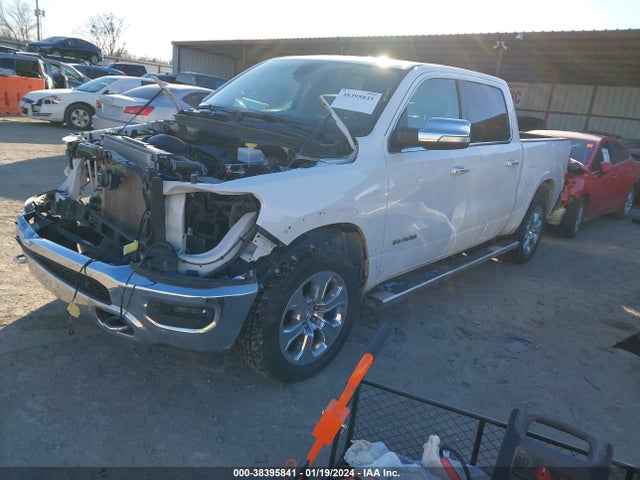 RAM 1500 Laramie  4x4 5'7 Box 2020 1C6SRFJT7LN420654 Image 2