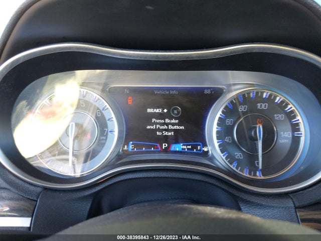 2019 CHRYSLER 300 TOURING VIN: 2C3CCAAG2KH564905
