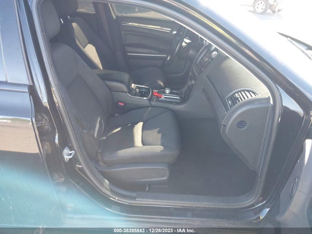 2019 CHRYSLER 300 TOURING VIN: 2C3CCAAG2KH564905