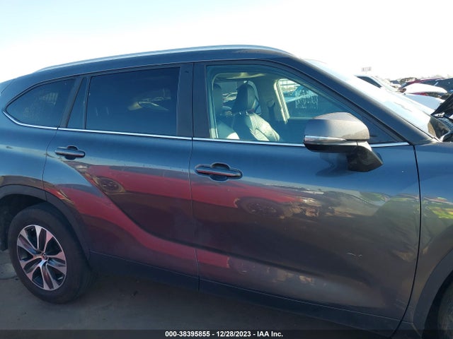 Toyota Highlander Xle 2023 5TDKDRAH5PS008026 Image 12