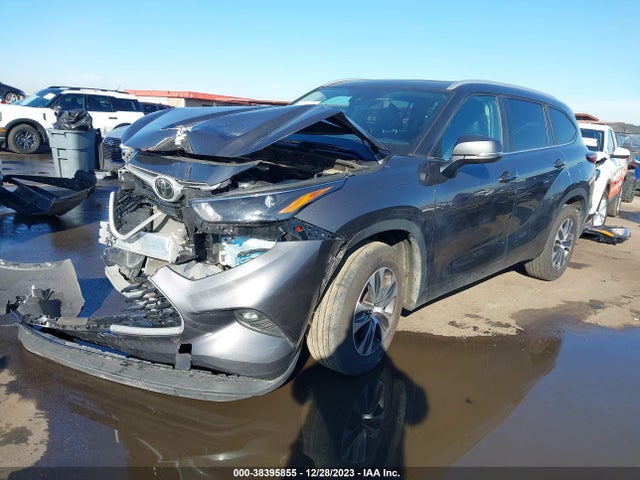 Toyota Highlander Xle 2023 5TDKDRAH5PS008026 Image 2