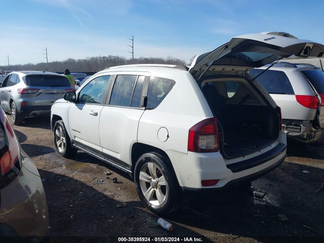 Jeep Compass Sport 2015 1C4NJDBBXFD316872 Image 3