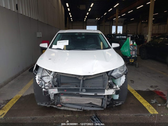 Chevrolet EQUINOX LT 2018 2GNAXSEV9J6347035 Image 13