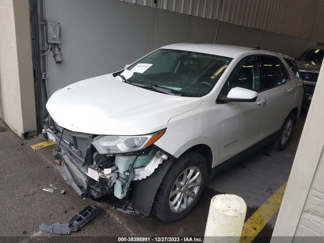 Chevrolet EQUINOX LT 2018 2GNAXSEV9J6347035 Image 2