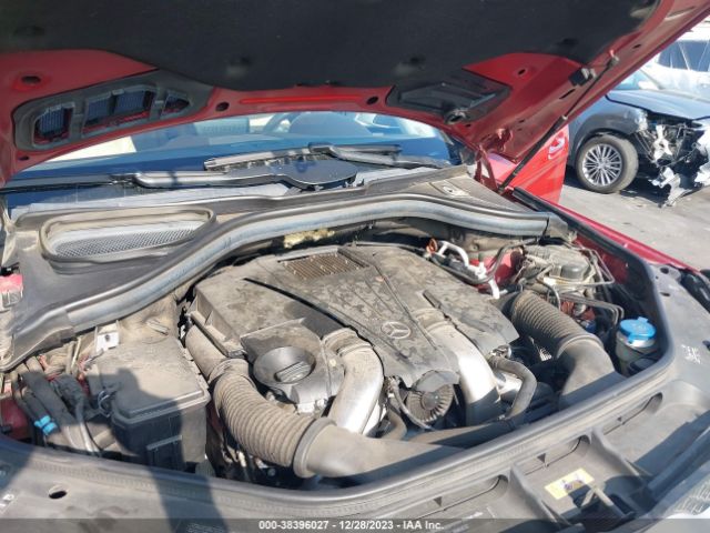 4JGDF7DE2HA784729 Mercedes-Benz Gls 550 4matic