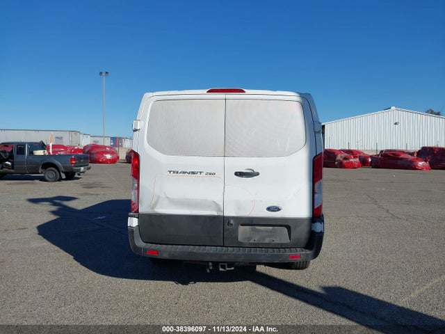 Ford Transit-250 2019 1FTYR1ZM7KKA55220 Image 16