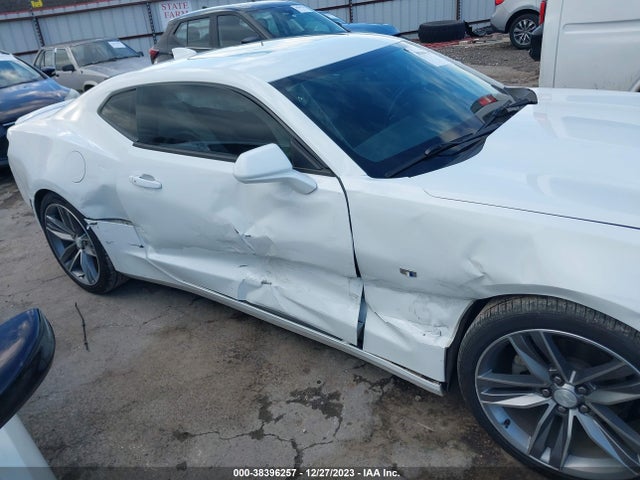 Chevrolet Camaro 1lt 2016 1G1FB1RS8G0146647 Image 13