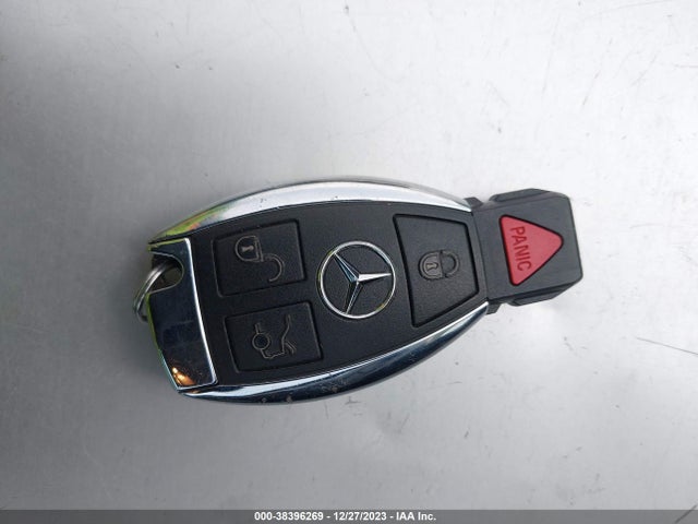1999 MERCEDES-BENZ CLK 320 VIN: WDBLK65G0XT023799