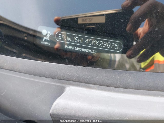 2016 JAGUAR F-TYPE SAJWJ6HL4GMK29875 Photo 8