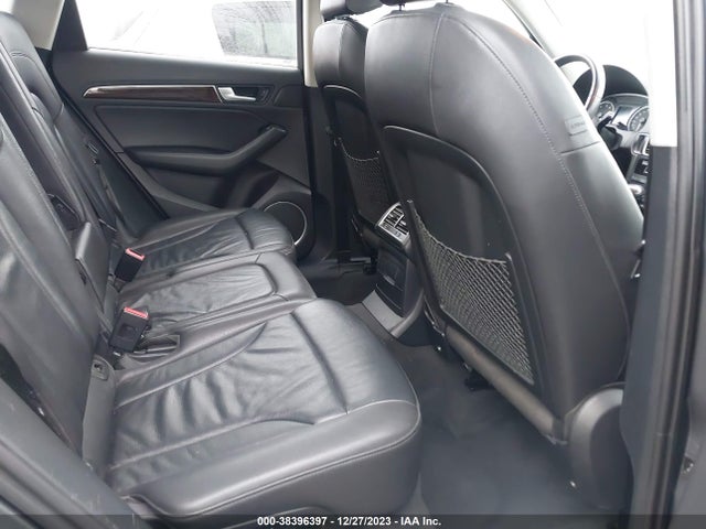 Audi Q5 2.0t Premium 2016 WA1L2AFP5GA118271 Image 8