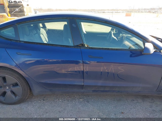 Tesla Model 3 Rear-wheel Drive 2023 5YJ3E1EA7PF561104 Image 13