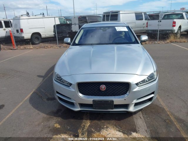 SAJAE4BN9HA969356 Jaguar Xe 20d Prestige