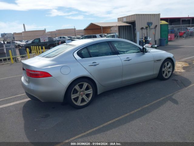 SAJAE4BN9HA969356 Jaguar Xe 20d Prestige