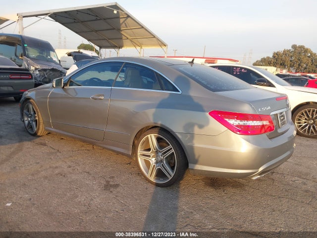 2010 MERCEDES-BENZ E 550 VIN: WDDKJ7CB7AF033206