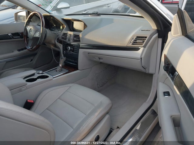 2010 MERCEDES-BENZ E 550 VIN: WDDKJ7CB7AF033206