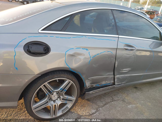 2010 MERCEDES-BENZ E 550 VIN: WDDKJ7CB7AF033206