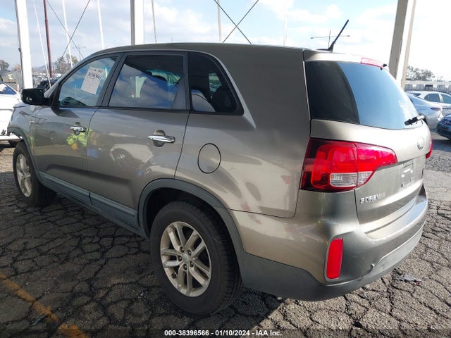 KIA SORENTO LX 2014 5XYKT3A6XEG487813 Image 3