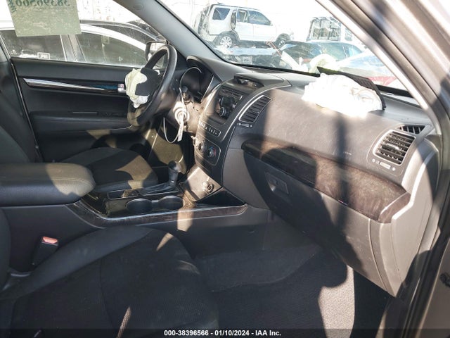 KIA SORENTO LX 2014 5XYKT3A6XEG487813 Image 5