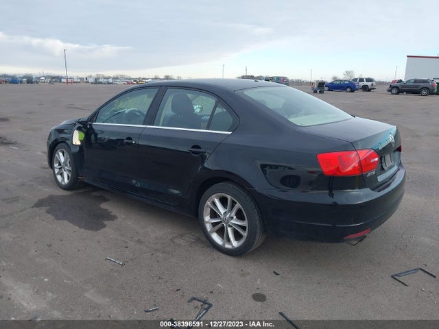2013 VOLKSWAGEN JETTA 2.5L SE VIN: 3VWDP7AJ9DM435385