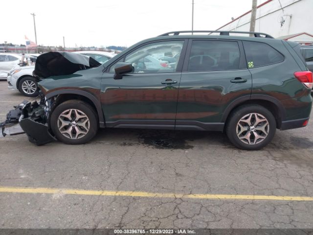 JF2SKADC6NH465731 Subaru Forester Premium