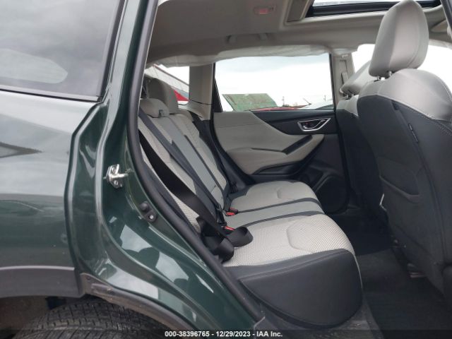 JF2SKADC6NH465731 Subaru Forester Premium